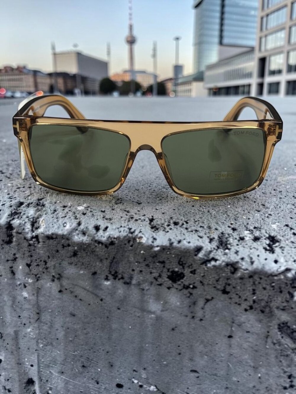Tom Ford "Philippe-02" TF999 Flat-Top Sunglasses - Picture 2 of 6